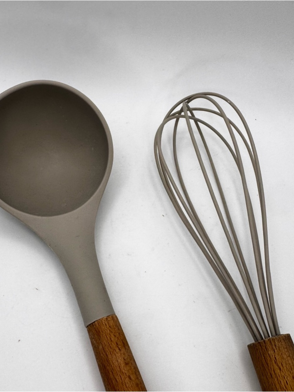 Neutral Silicone Kitchen Utensil Set with Wooden Handles - Beige - Picture 6 of 6